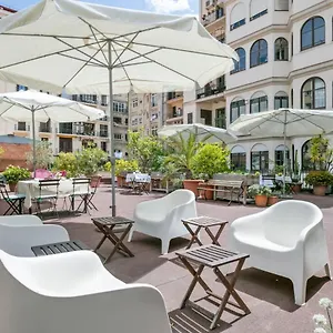לינה וארוחת בוקר Mihlton Boutique (adults Only)
