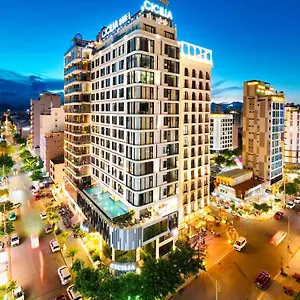 Cicilia & 4* Da Nang